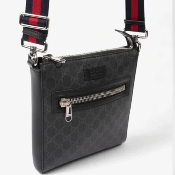 Gucci GG Supreme Coated Canvas Messenger Crossbody Bag - Picture 4 of 10